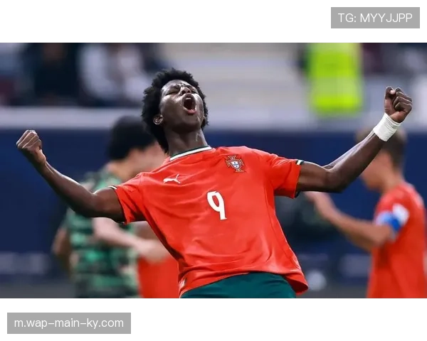 本菲卡主场延续不败 穆里尼奥率队22轮联赛金身不破