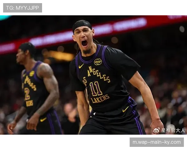 湖人三巨头场均合砍80分 防守效率联盟第21成争冠致命短板 湖人三巨头场均合砍80分 防守效率联盟第21成争冠致命短板